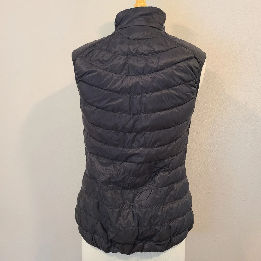 Arc'teryx Black Down Puffer Vest - Picture 4 of 6